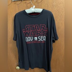 Men’s black XL disney cruise line Star Wars t shirt.